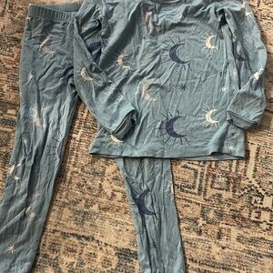 Kyte BABY Moon & Star Pajama Set in Dusty Blue